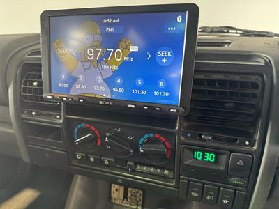 1997 Land Rover Discovery - Thumbnail