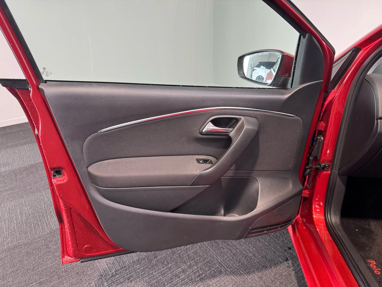 2014 Volkswagen Polo
