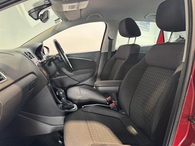 2014 Volkswagen Polo - Thumbnail