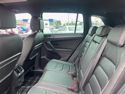 2018 Volkswagen Tiguan - Thumbnail
