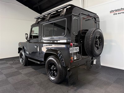 2002 Land Rover Defender - Thumbnail