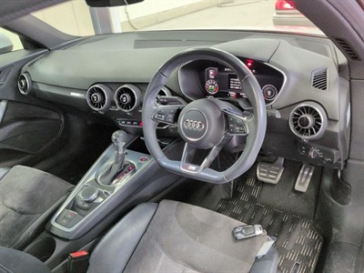 2017 Audi TT - Thumbnail