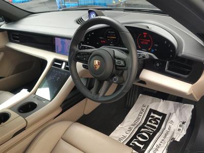 2024 Porsche Taycan - Thumbnail