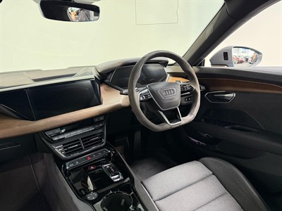 2021 Audi E-Tron - Thumbnail