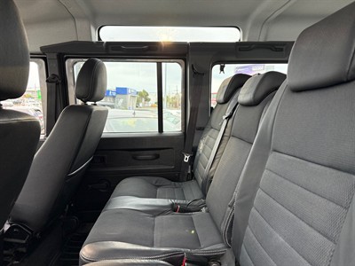 2011 Land Rover Defender - Thumbnail