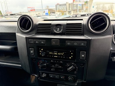 2011 Land Rover Defender - Thumbnail