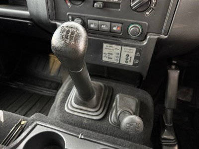 2011 Land Rover Defender - Thumbnail
