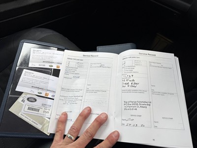 2011 Land Rover Defender - Thumbnail