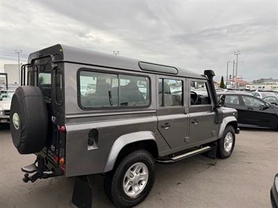2011 Land Rover Defender - Thumbnail