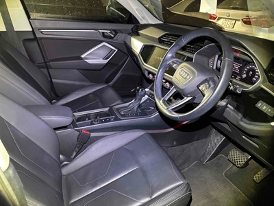 2020 Audi Q3 - Thumbnail