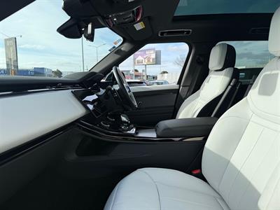 2023 Land Rover Range Rover Sport - Thumbnail