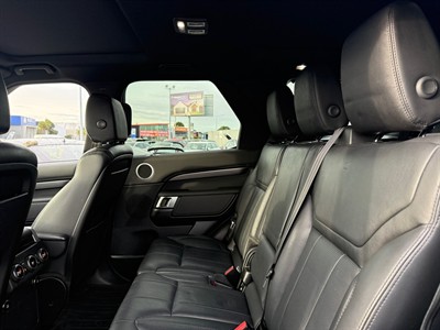 2019 Land Rover Discovery - Thumbnail