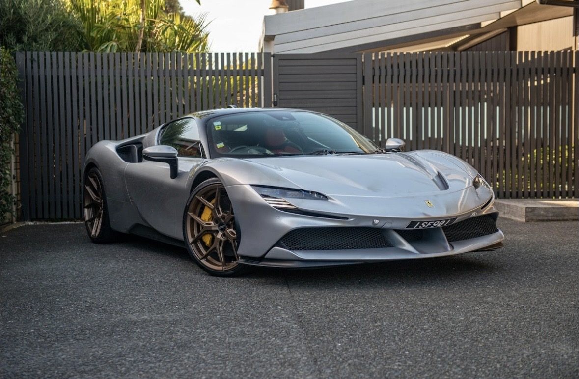 2021 Ferrari SF90
