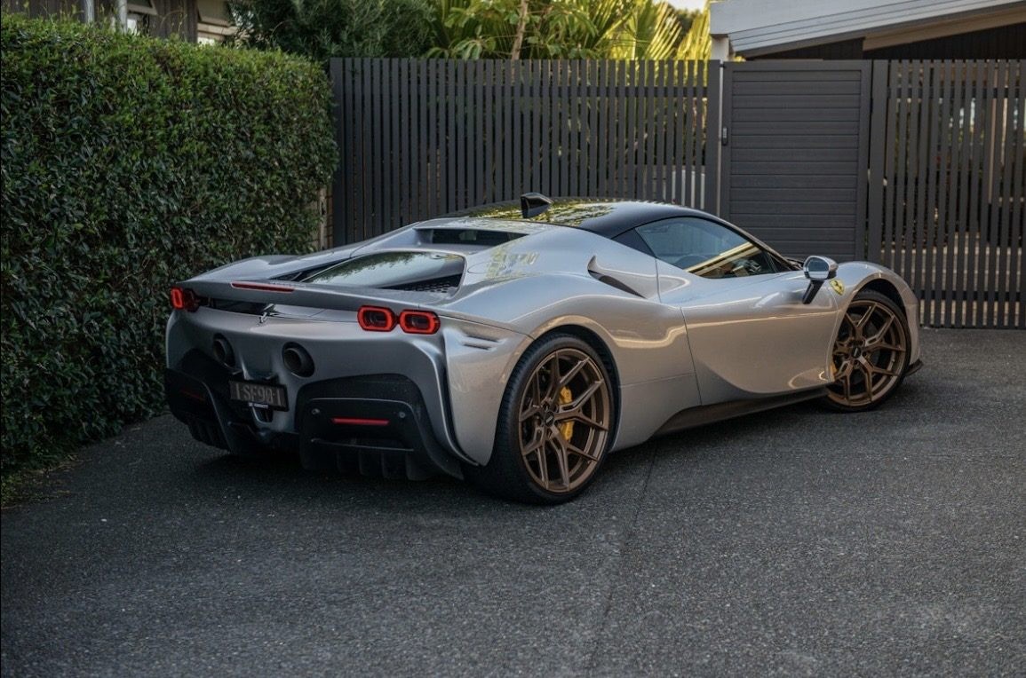 2021 Ferrari SF90
