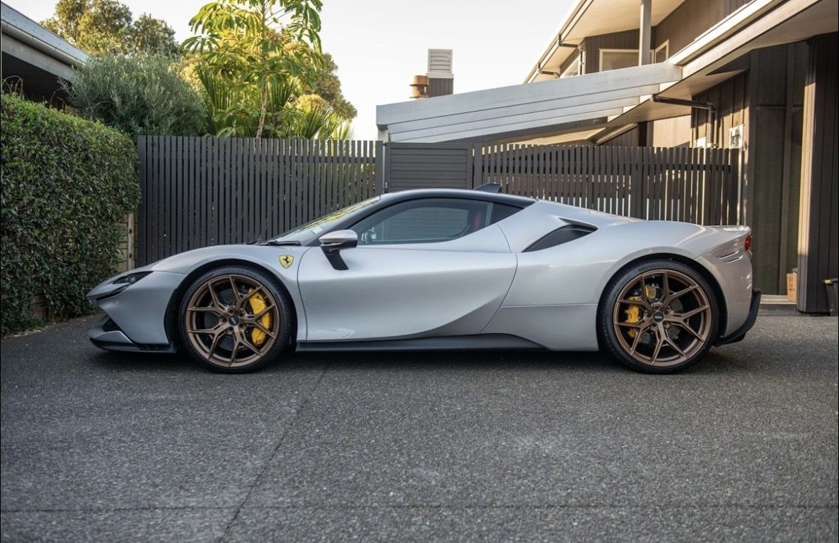 2021 Ferrari SF90