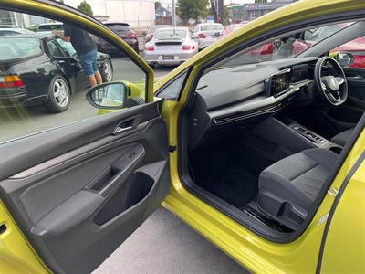 2021 Volkswagen Golf - Thumbnail