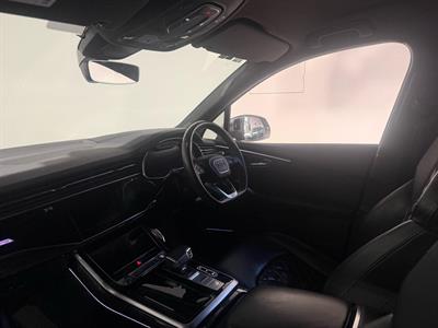 2020 Audi SQ7 - Thumbnail