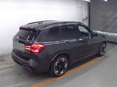 2022 BMW iX3 - Thumbnail