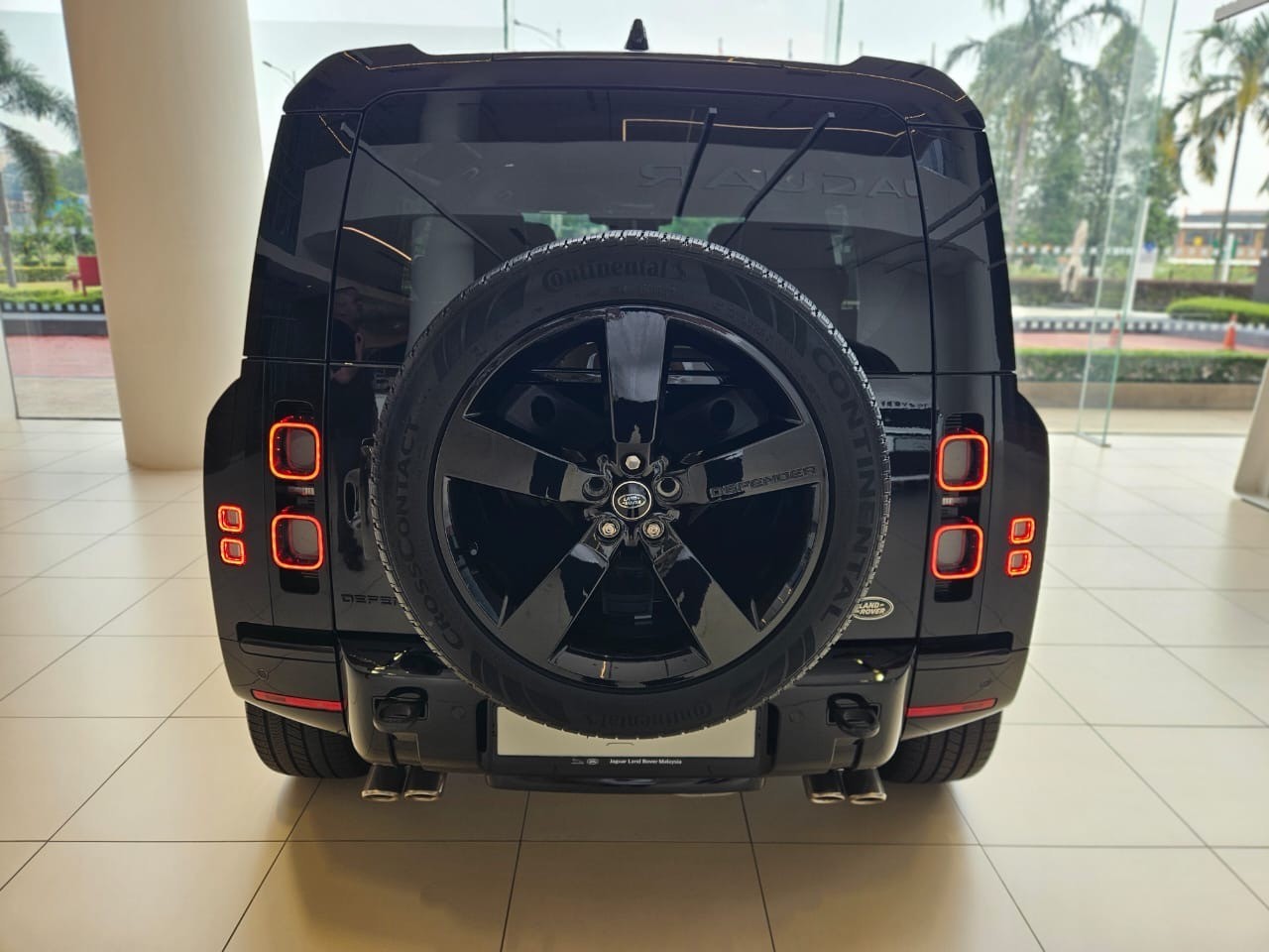 2023 Land Rover Defender