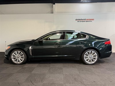 2011 Jaguar XF - Thumbnail