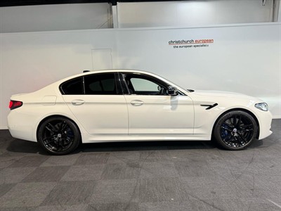 2021 BMW M5 - Thumbnail