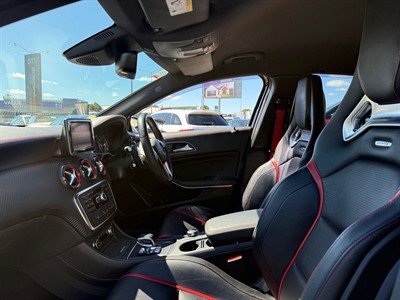 2015 Mercedes-Benz A 45 - Thumbnail
