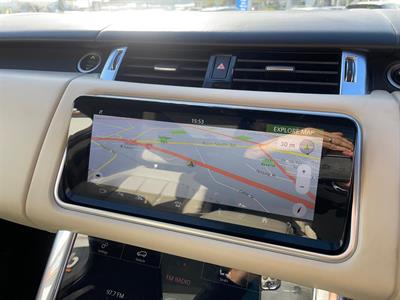 2018 Land Rover Range Rover - Thumbnail