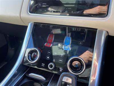 2018 Land Rover Range Rover - Thumbnail