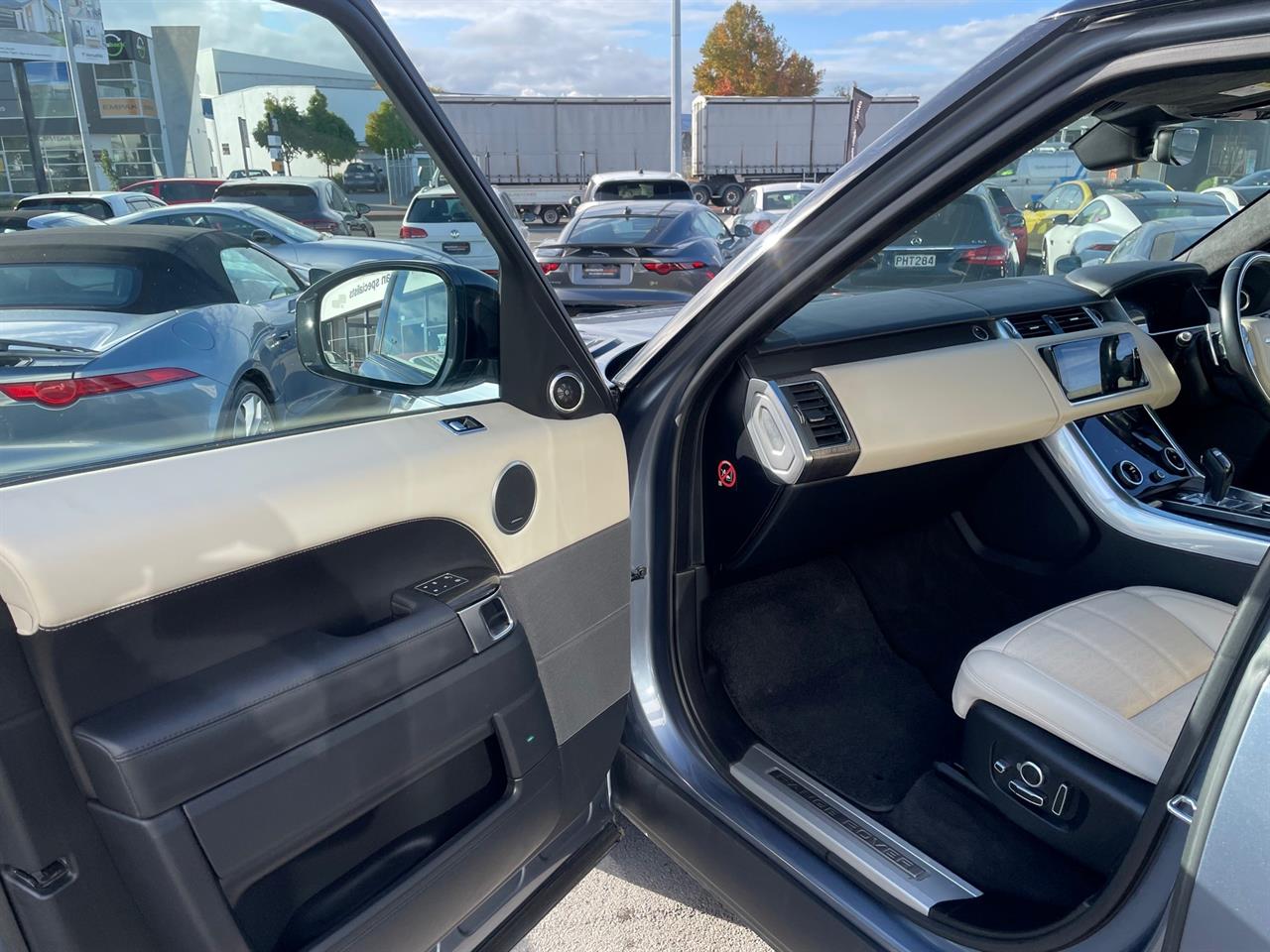 2018 Land Rover Range Rover