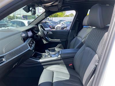 2019 BMW X7 - Thumbnail