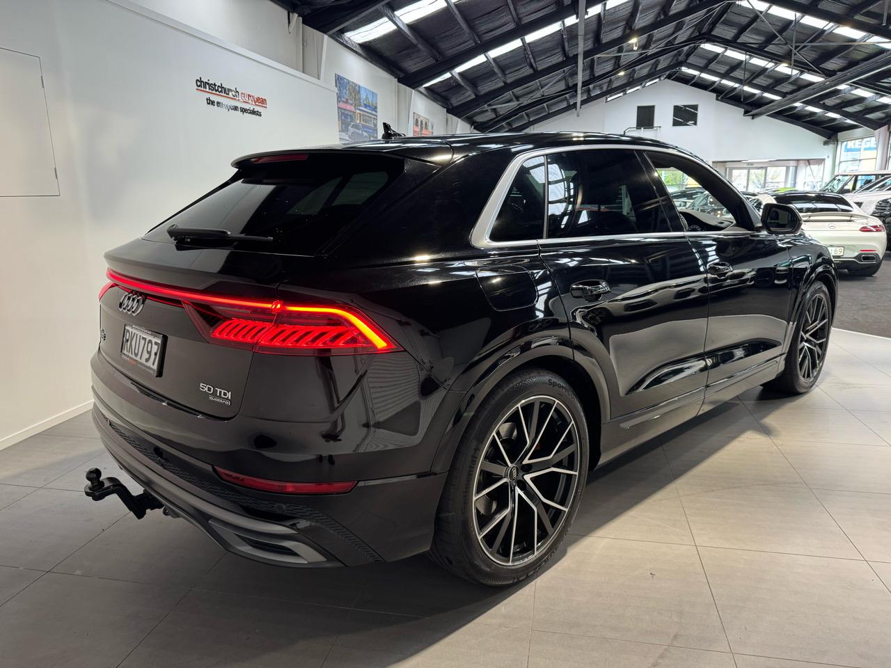 2021 Audi Q8