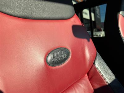 2016 Land Rover Defender - Thumbnail
