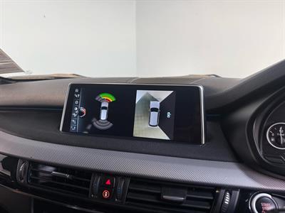 2017 BMW X5 - Thumbnail