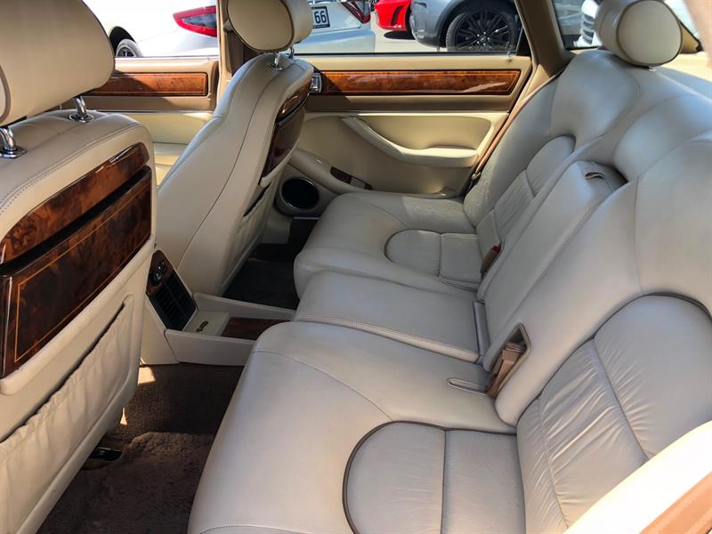 1995 Daimler Double Six