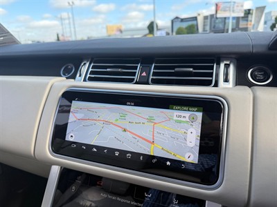 2018 Land Rover Range Rover Vogue - Thumbnail