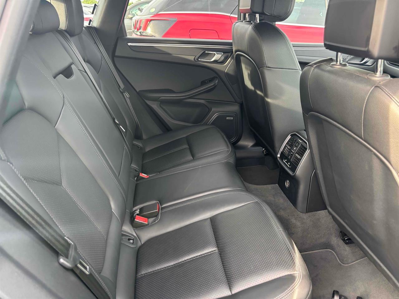 2019 Porsche Macan