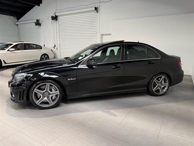 2010 Mercedes-Benz C 63 - Thumbnail