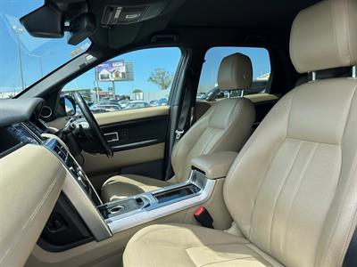 2016 Land Rover Discovery Sport - Thumbnail