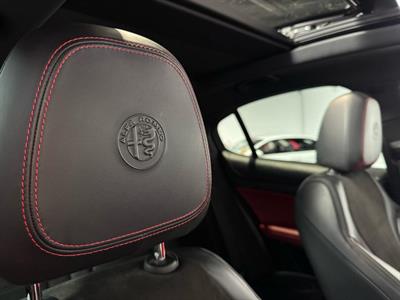 2020 Alfa Romeo Stelvio - Thumbnail