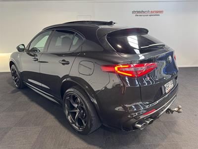 2020 Alfa Romeo Stelvio - Thumbnail