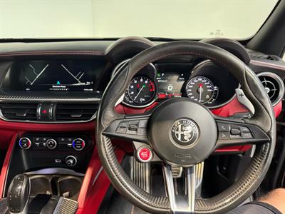 2020 Alfa Romeo Stelvio - Thumbnail
