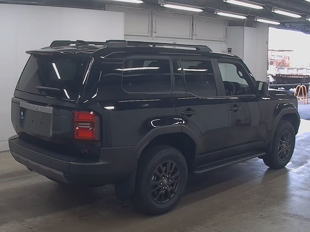 2026 Toyota Land Cruiser Prado