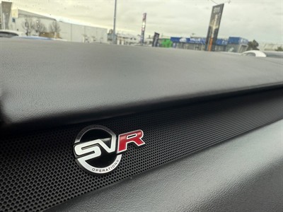 2016 Land Rover Range Rover - Thumbnail