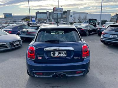 2015 Mini Cooper S - Thumbnail