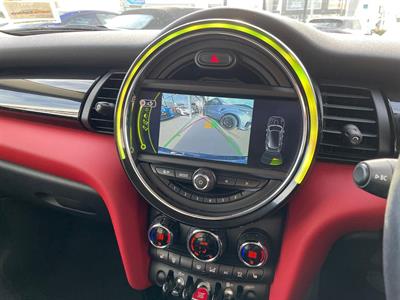2015 Mini Cooper S - Thumbnail