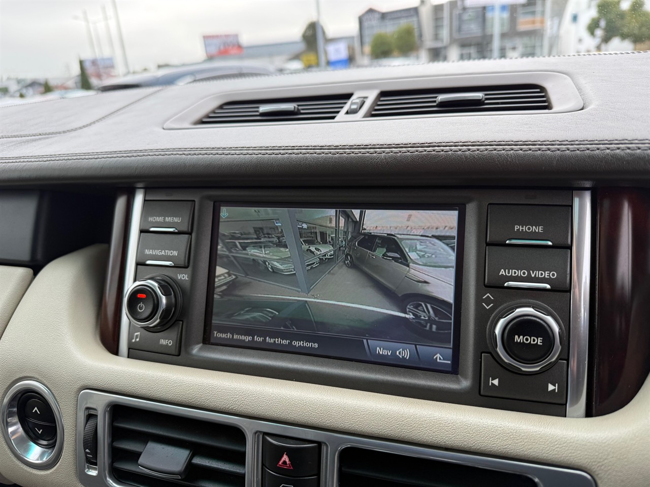 2011 Land Rover Range Rover Vogue