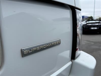 2011 Land Rover Range Rover Vogue - Thumbnail