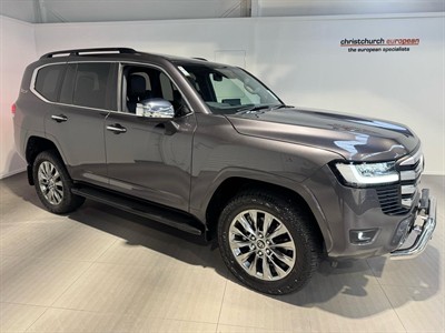 2021 Toyota Landcruiser - Thumbnail
