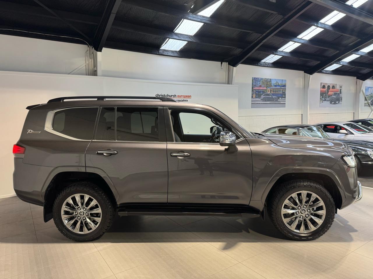 2021 Toyota Landcruiser
