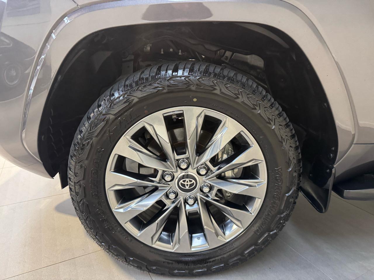 2021 Toyota Landcruiser